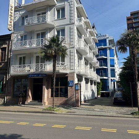 Hotel Tsereteli Batumi Ngoại thất bức ảnh